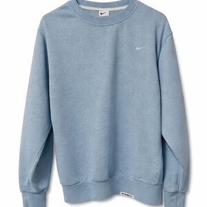 🔥 Nike Standard Issue Crewneck – Premium Athletic Essential 🔥